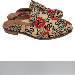 Free People Embroidered Sequined Brocade Slide Mules Size: 38   US 7.5
